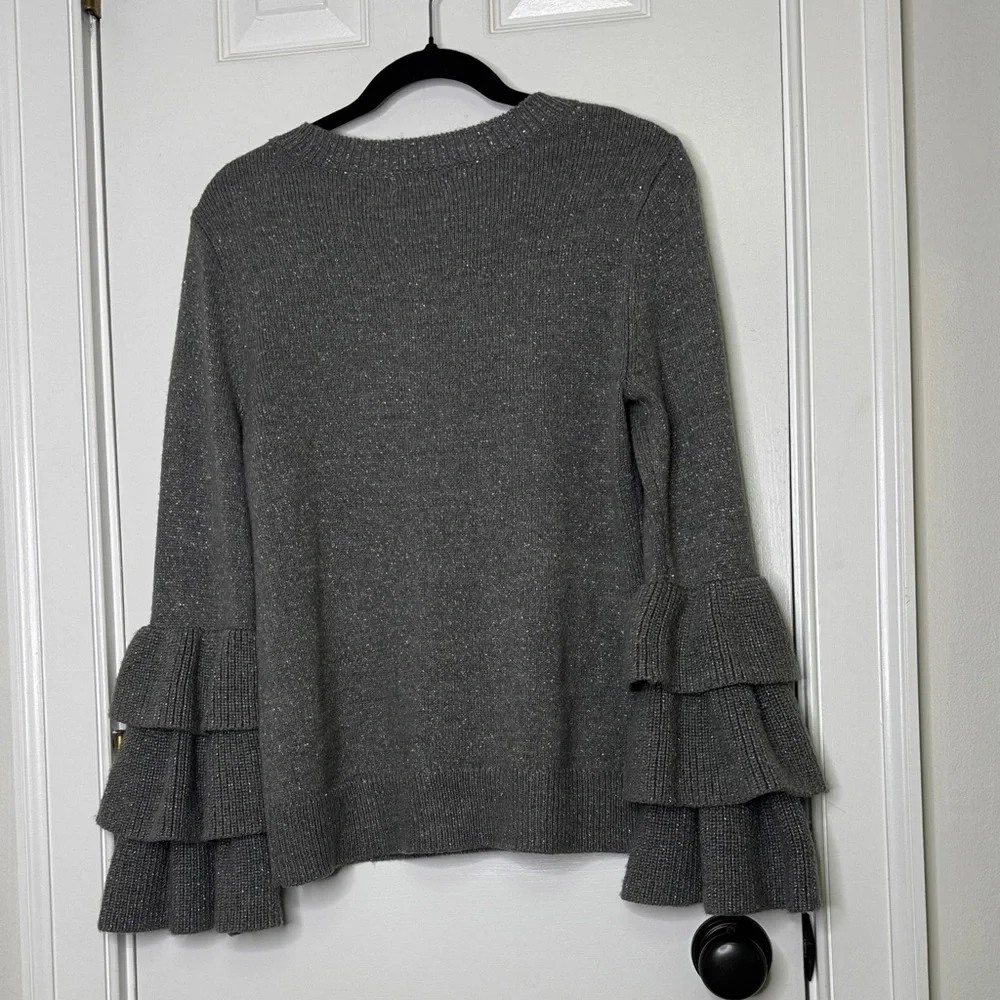 💫 NY&C 7th Avenue Grey Metallic Ruffle Sleeve Sweater - Picture 7 of 7